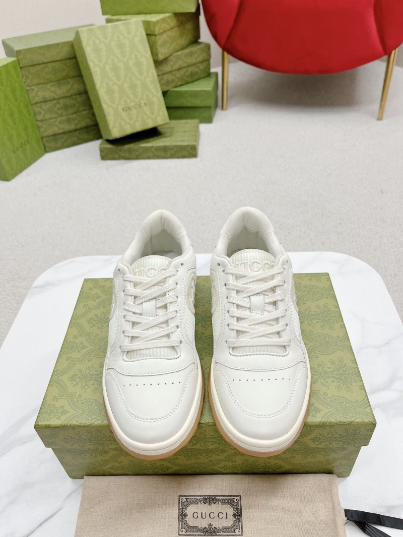 G*u*i casual shoes